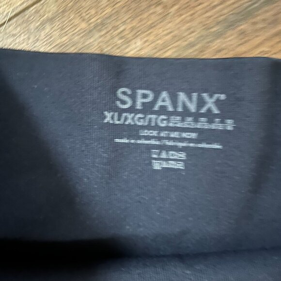 Spanx Womens XL Blue Look At Me Now Seamless Cropped Ankle Leggings Shapewear - Picture 3 of 6